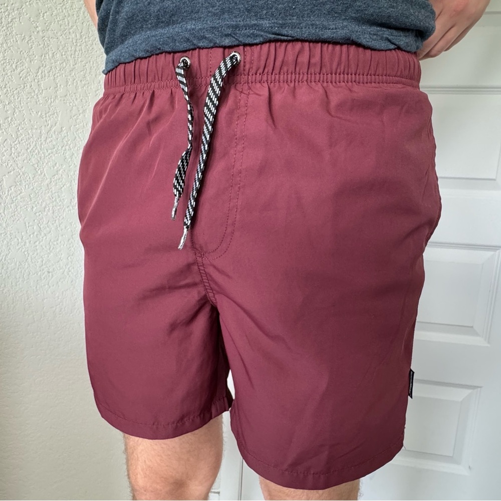 Islandhaze Burgundy Men's Swim Trunks - Size L - Picture 6 of 8